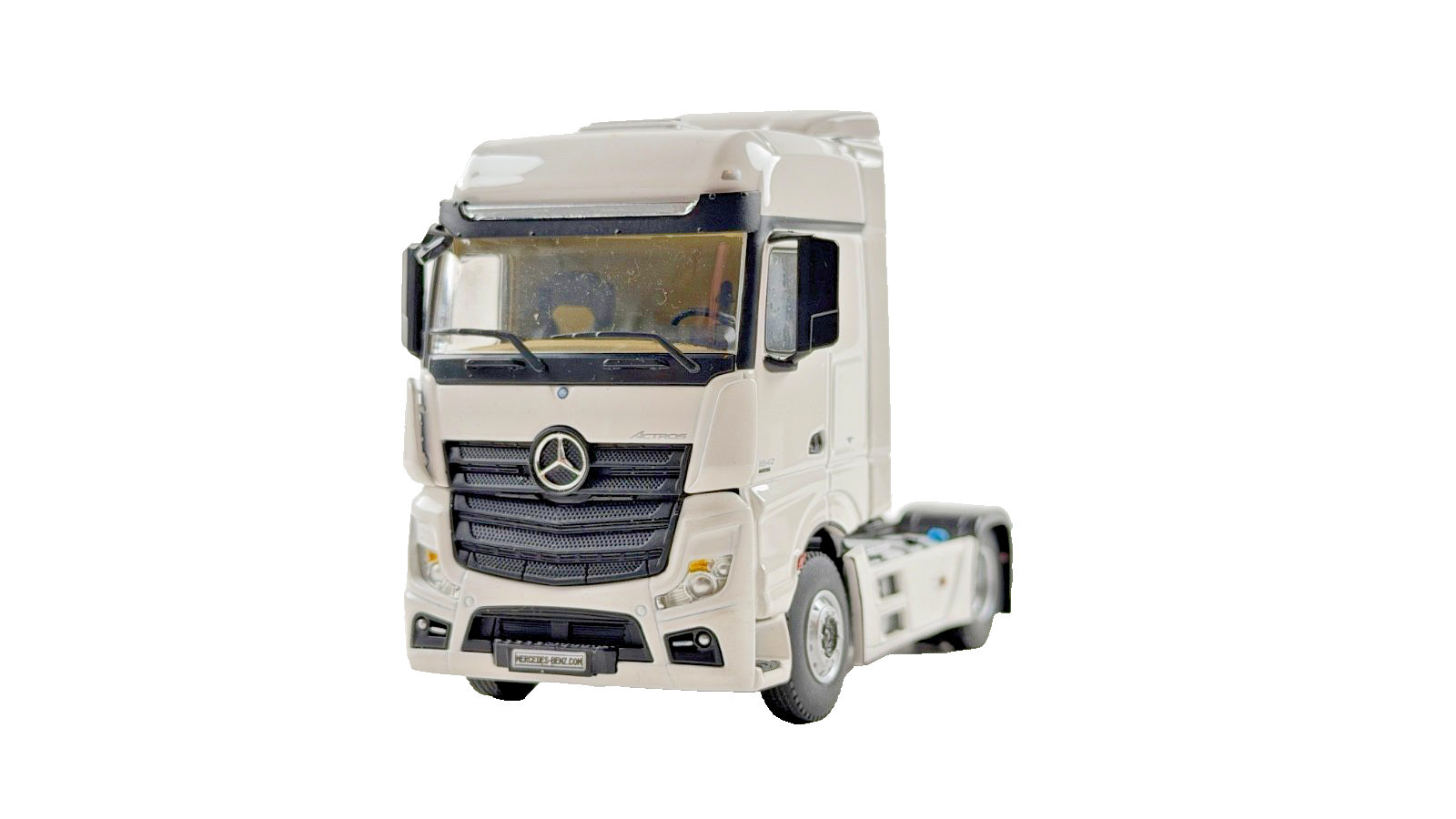 WSI 1/50 SCALE - 03-1134 - MERCEDES MP4 BIGA 4X2 PLAIN WHITE TRACTOR CAB BOXED