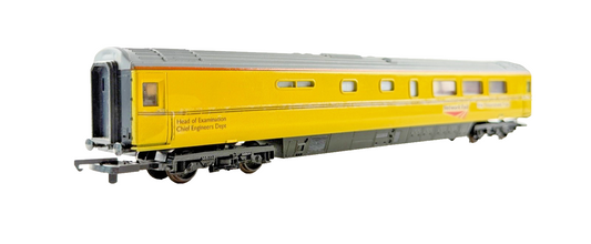LIMA OO GAUGE - NETWORK RAIL MK3 NEW MEASUREMENT RESPRAYED BUFFET COACH BOXED