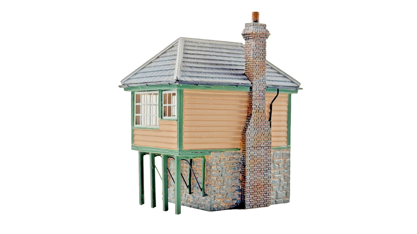BACHMANN SCENECRAFT OO GAUGE - 44-011Z - LSWR TYPE 3 SIGNAL BOX - (NEEDS REPAIR)