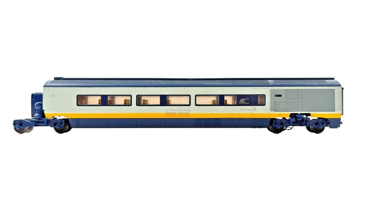 HORNBY OO GAUGE - CLASS 373 EUROSTAR FOUR CAR EMU SET UNBOXED