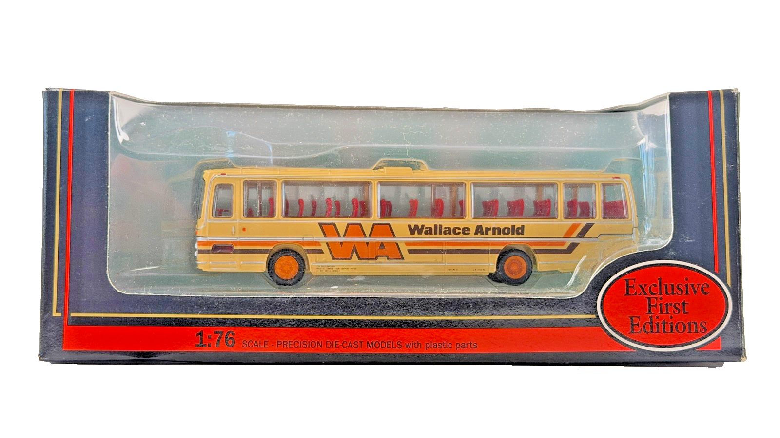 EFE 1/76 SCALE - 15710 - PLAXTON PARAMOUNT ELITE WALLACE ARNOLD - BOXED