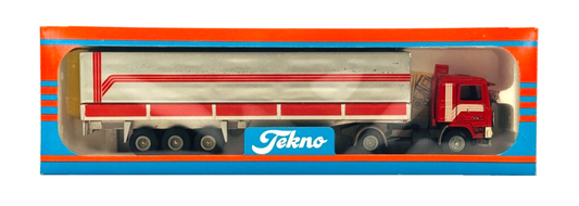 TEKNO 1/50 SCALE - VOLVO F12 RED CAB & SILVER TRAILER UNIT LORRY - BOXED