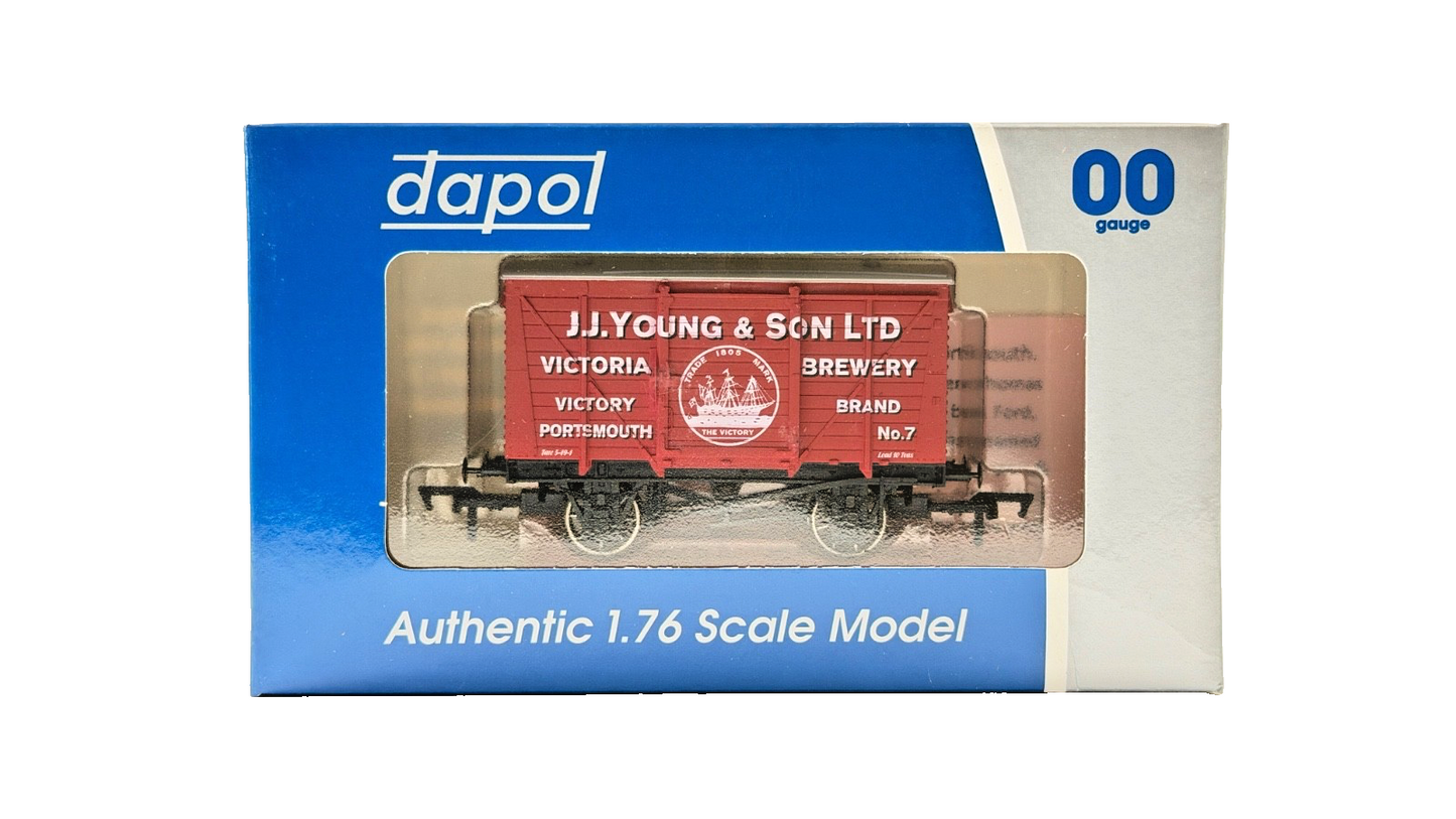 DAPOL 00 GAUGE - J.J. YOUNG & SON VICTORIA BREWERY PORTSMOUTH (LIMITED EDITION)
