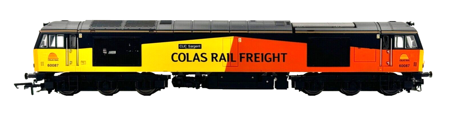 HORNBY 00 GAUGE - R3572 - CLASS 60 DIESEL 60087 COLAS RAIL 'CLIC SARGENT' BOXED