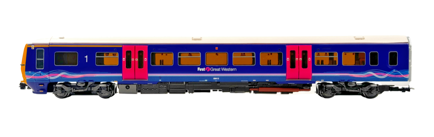 BACHMANN 00 GAUGE - 31-028 - CLASS 166 DMU 3 CAR TURBO FIRST GREAT WESTERN FGW