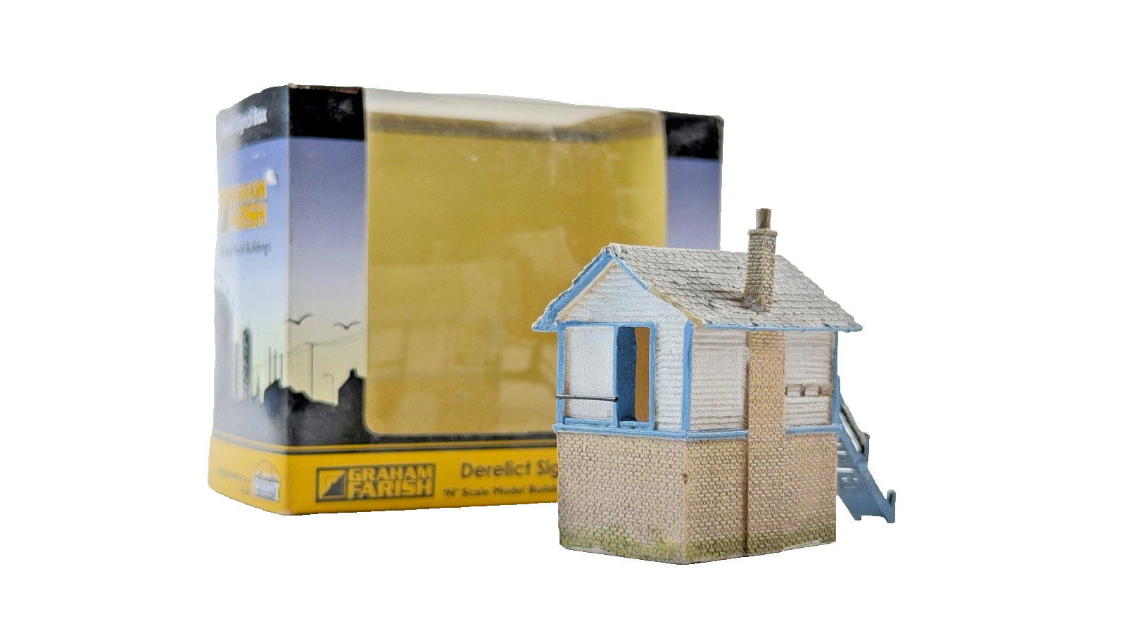 GRAHAM FARISH N GAUGE SCENECRAFT - 42-082 - *DAMAGED* DERELICT SIGNAL BOX