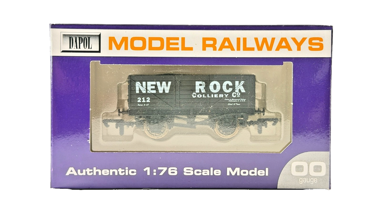 DAPOL 00 GAUGE - NEW ROCK COLLIERY CHILCOMPTON S&DR WAGON 212 (LIMITED EDITION)