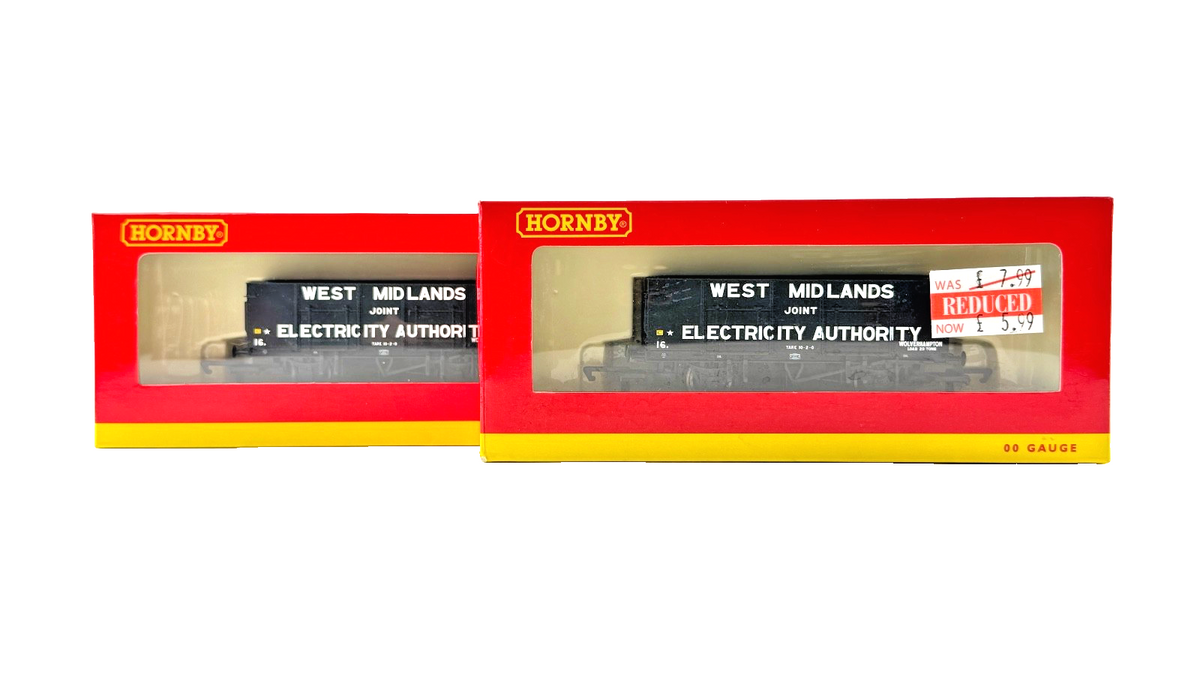 HORNBY OO GAUGE - R6585 - 21 TON WAGON WEST MIDLANDS ELECTRICITY AUTHORITY X 2