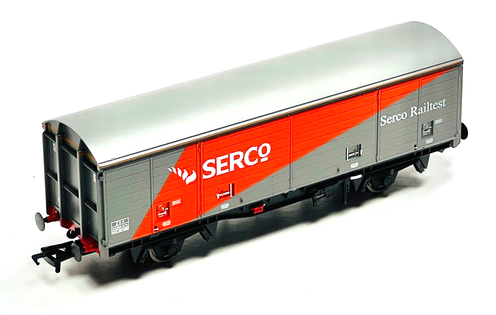 BACHMANN 00 GAUGE - 38-140W - VDA SLIDING DOOR BOX VAN 'SERCO' KERNOW EXCLUSIVE