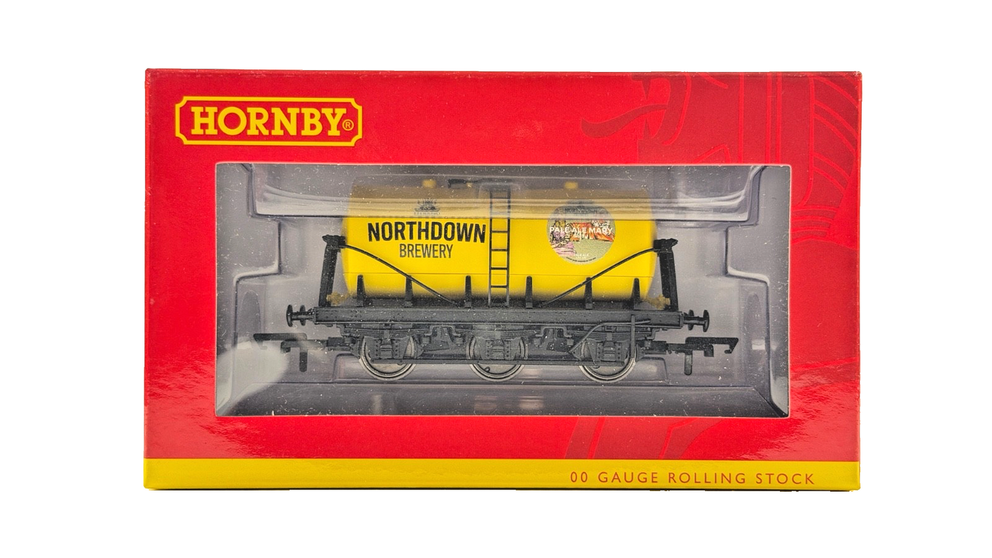 HORNBY OO GAUGE - R60283 - NORTHDOWN BREWERY PALE ALE MARY TANKER BOXED