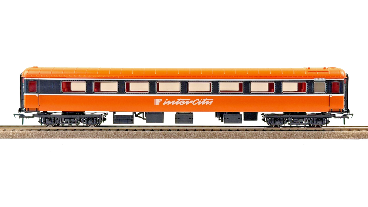 MURPHY MODELS 00 GAUGE - MM5231A - MKIID STANDARD IR IRISH INTERCITY COACH