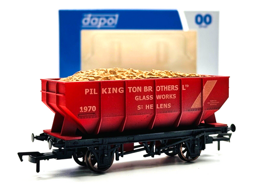 DAPOL 00 GAUGE - 4F-034-110 - 21T HOPPER WAGON PILKINGTON GLASS WORKS ST HELENS