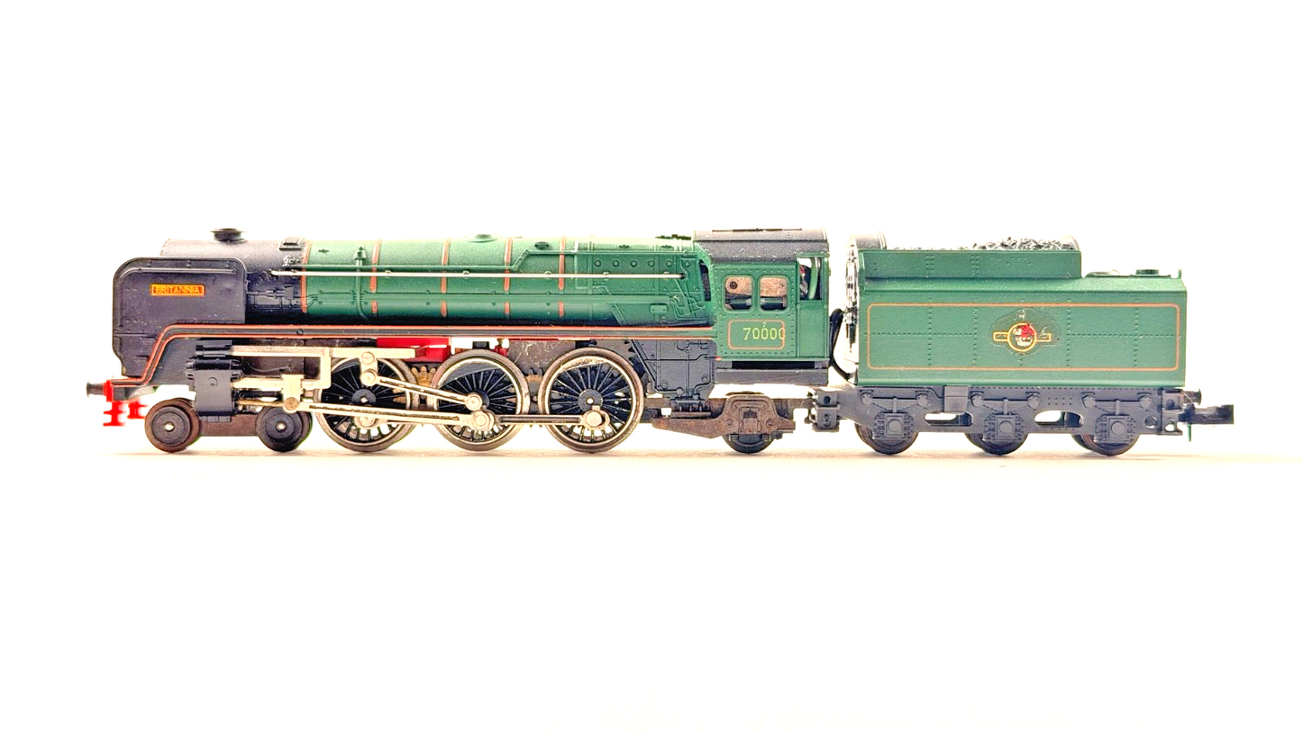 MINITRIX N GAUGE - 2037 - BR GREEN 4-6-2 BRITANNIA CLASS LOCOMOTIVE 70000 BOXED