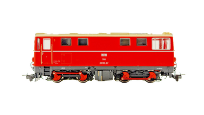 ROCO NARROW GAUGE HOe SCALE - 33304 - AUSTRIAN OBB DIESEL LOCOMOTIVE 2095.07