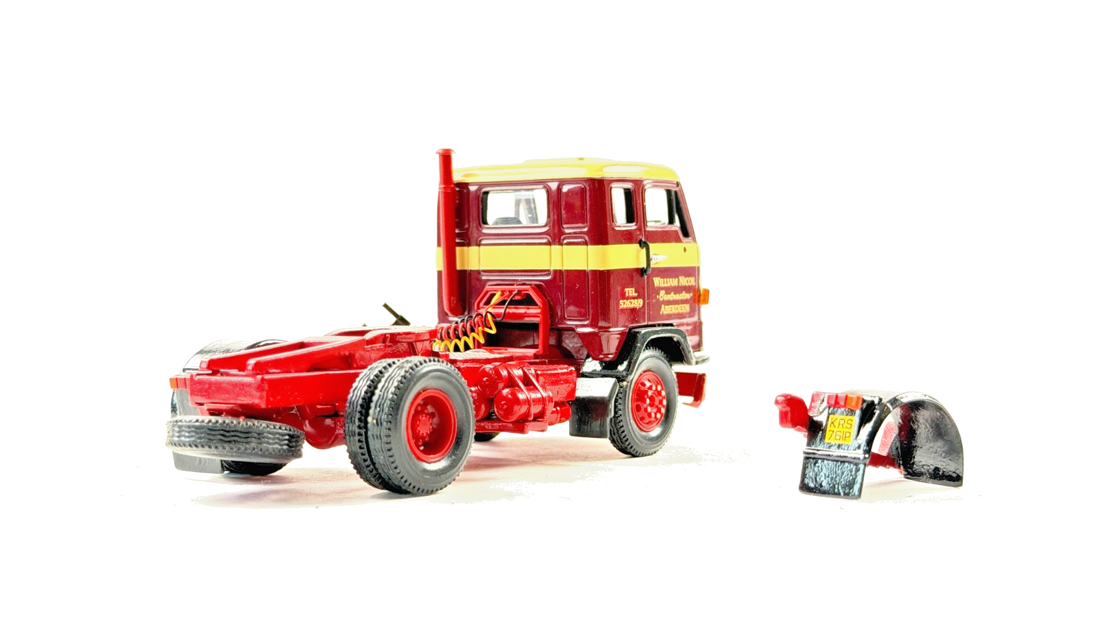 CORGI 1/50 SCALE CC13102 WILLIAM NICOL VOLVO F88 4X2 TRACTOR UNIT UNBOXED SPARES