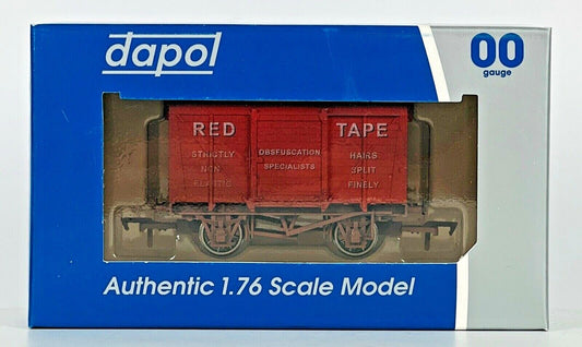 DAPOL 00 GAUGE - 'RED TAPE' OBFUSCATION SPECIALISTS WEATHERED (LIMITED EDITION)