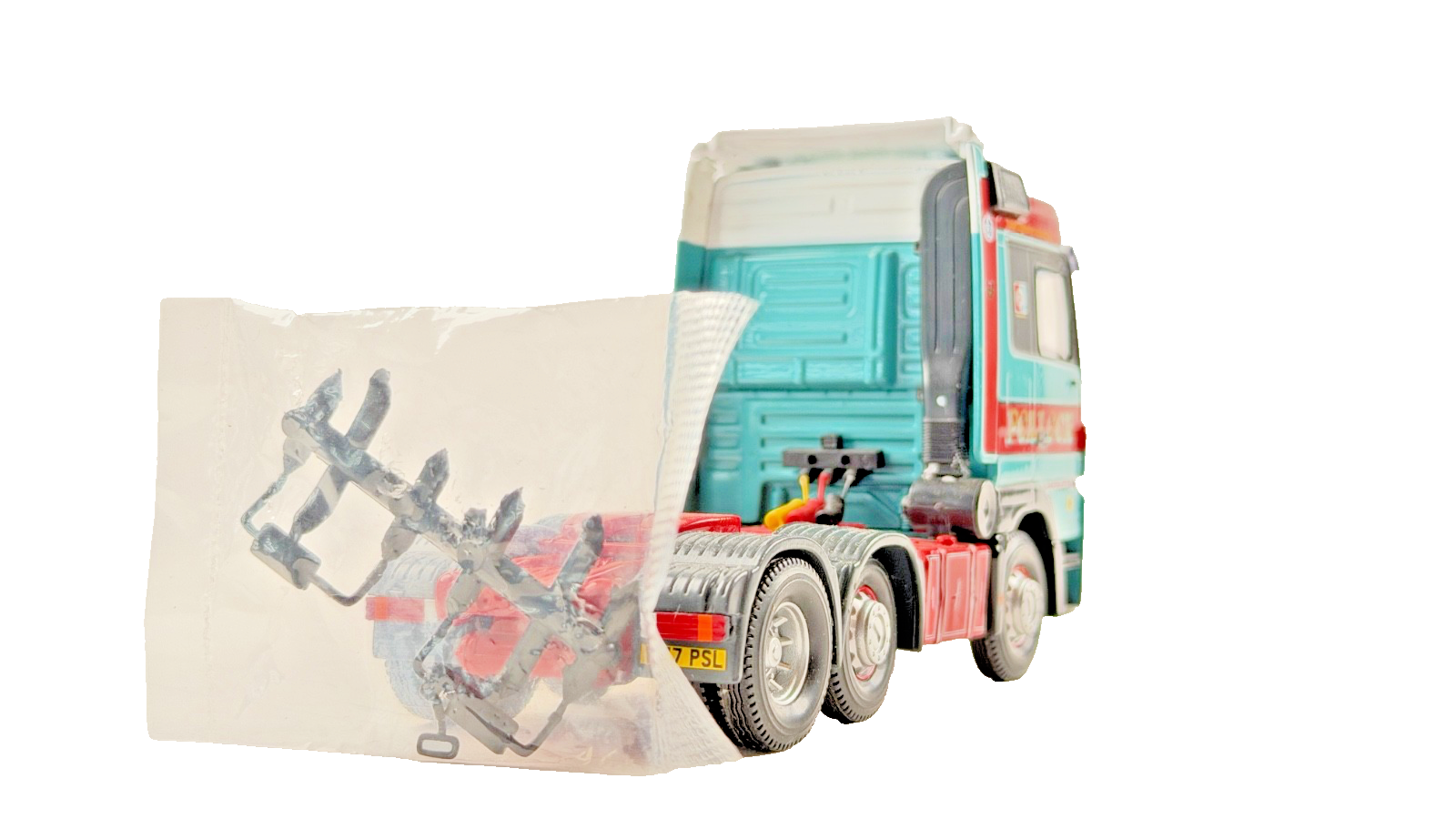 CORGI 1/50 SCALE DIECAST MERCEDES ACTROS POLLOCK LOGISTICS TRACTOR UNIT UNBOXED