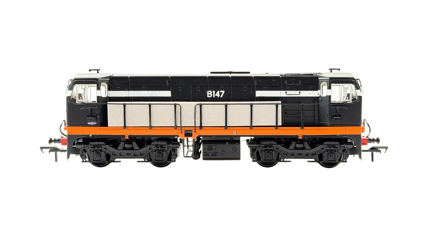 MURPHY MODELS 00 GAUGE - MM0147A - CLASS 141 DIESEL LOCOMOTIVE CIE BLACK/TAN