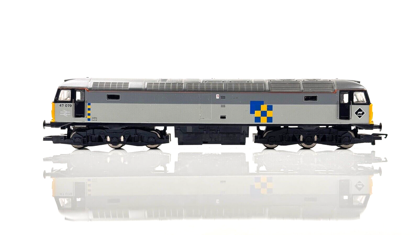 HORNBY 00 GAUGE - CLASS 47 DIESEL 47079 RAILFREIGHT CONSTRUCTION - UNBOXED #1