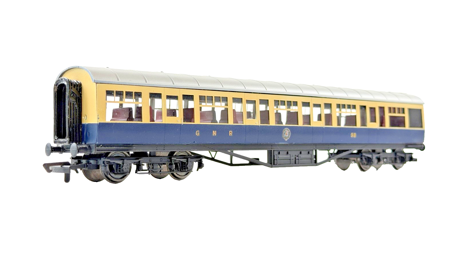 SILVER FOX MODELS OO GAUGE - GNRI NORTHERN IRISH RAIL CREAM/BLUE K15 COACH 98