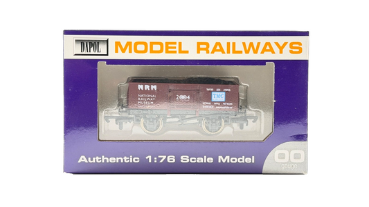 DAPOL 00 GAUGE - NRM NATIONAL RAILWAY MUSEUM TMC PLANK WAGON (LIMITED EDITION)