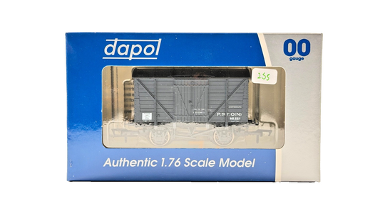 DAPOL 00 GAUGE - P.S.T.O (N) ROYAL NAVY GREY VENT VAN NO.551 (LIMITED EDITION)