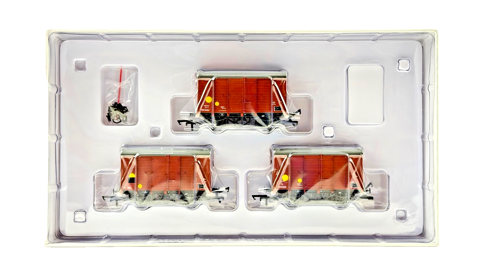 ACCURASCALE OO GAUGE - ACC2056 - SR TADPOLE BR DEPARTMENTAL BANANA VAN TRIPLE