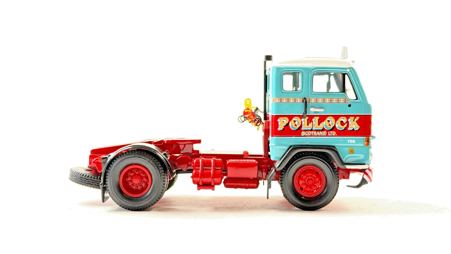 CORGI 1/50 SCALE CC13107 POLLOCK SCOTRANS VOLVO F88 4X2 TRACTOR UNIT (BLACK)