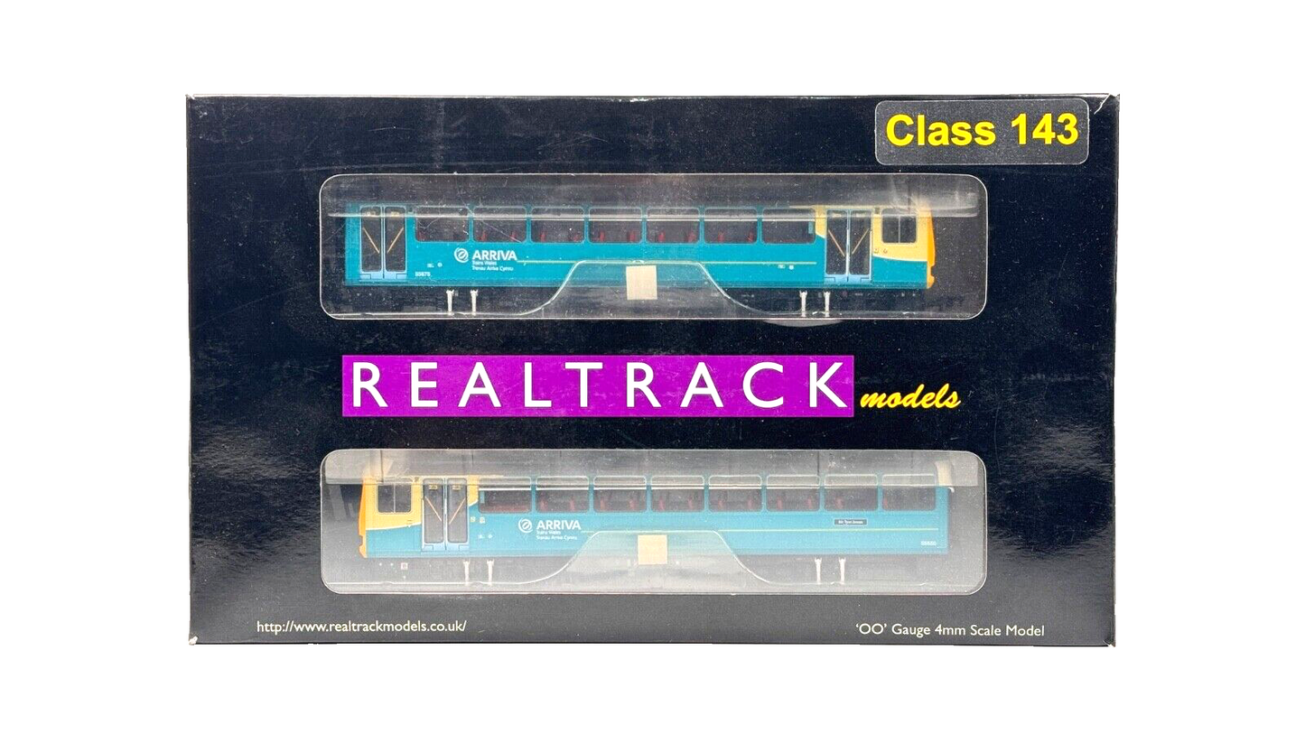 REALTRACK MODELS 00 GAUGE - RT143-212 - CLASS 143 DMU 2 CAR ARRIVA TRAINS WALES