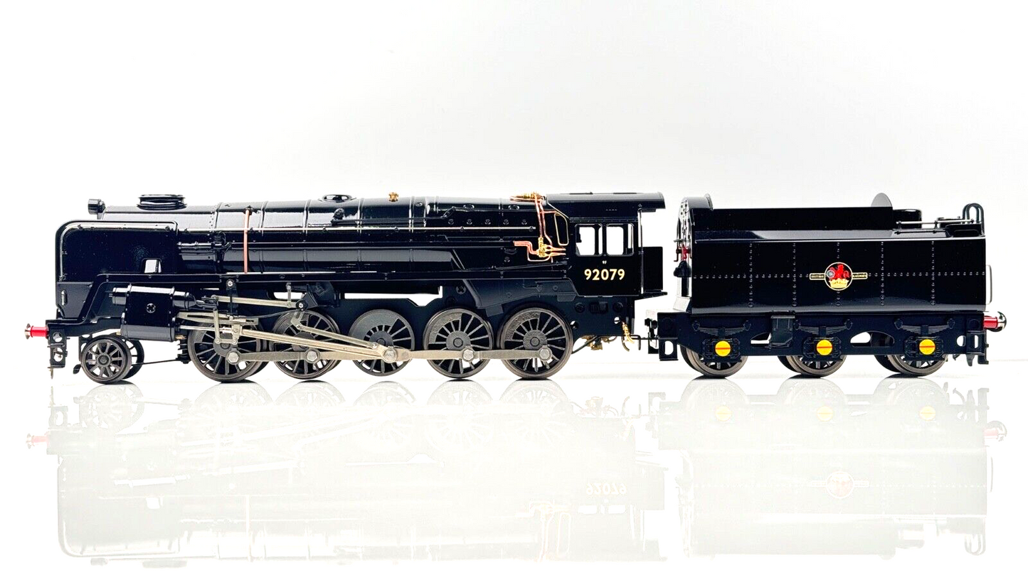 ACE TRAINS O GAUGE BR BLACK CLASS 9F LOCOMOTIVE 92079 GLOSS FINISH WITH LIGHT