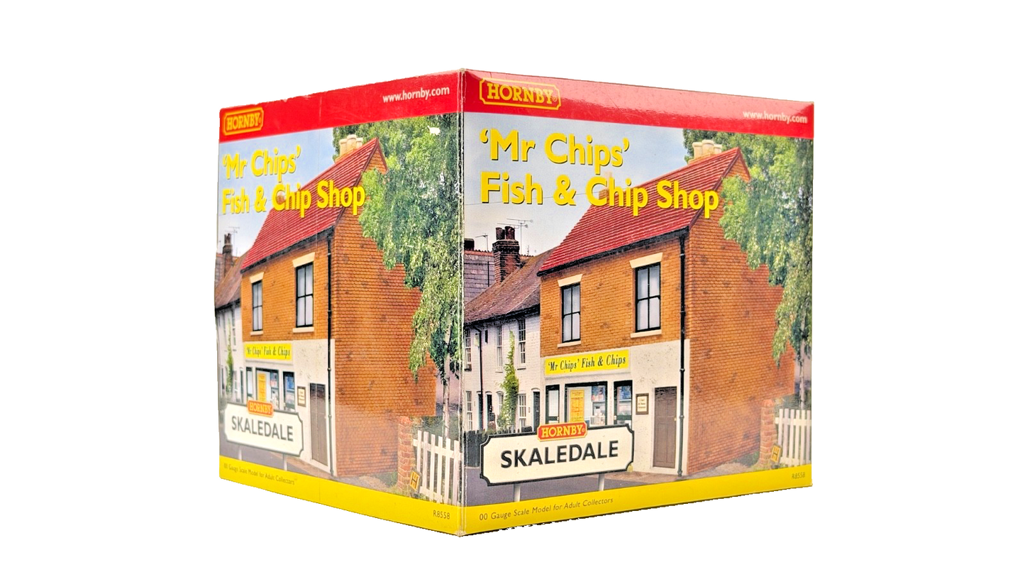 HORNBY OO GAUGE SKALEDALE - R8558 - MR CHIPS FISH & CHIP SHOP - BOXED