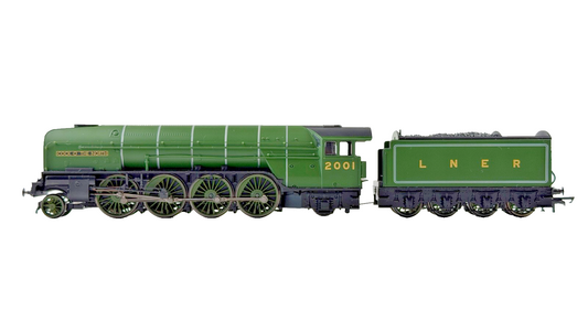 HORNBY OO GAUGE - R3171 - LNER APPLE GREEN CLASS P2 COCK O THE NORTH 2001 BOXED