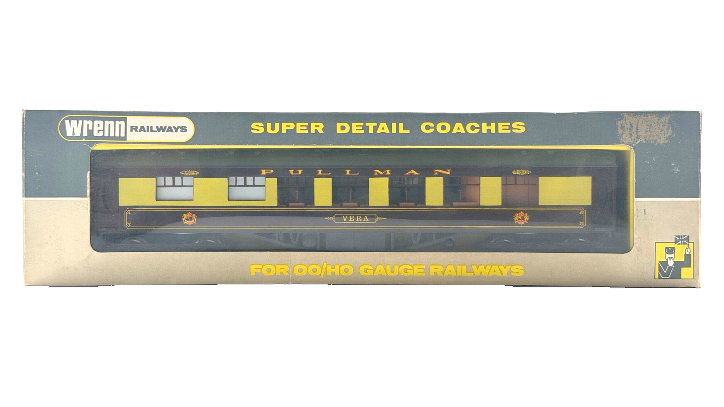 WRENN OO GAUGE - W6001.A/W6002.A - VERA AUDREY AND CAR NO.87 PULLMAN COACHES X 3