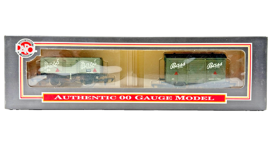 DAPOL 00 GAUGE - BASS BURTON ON TRENT 23 & 56 WAGON TWIN PACK (LIMITED EDITION)