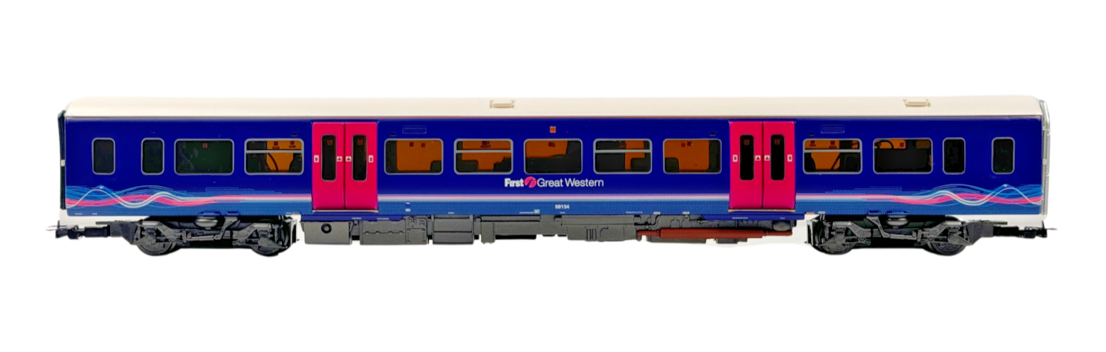 BACHMANN 00 GAUGE - 31-028 - CLASS 166 DMU 3 CAR TURBO FIRST GREAT WESTERN FGW