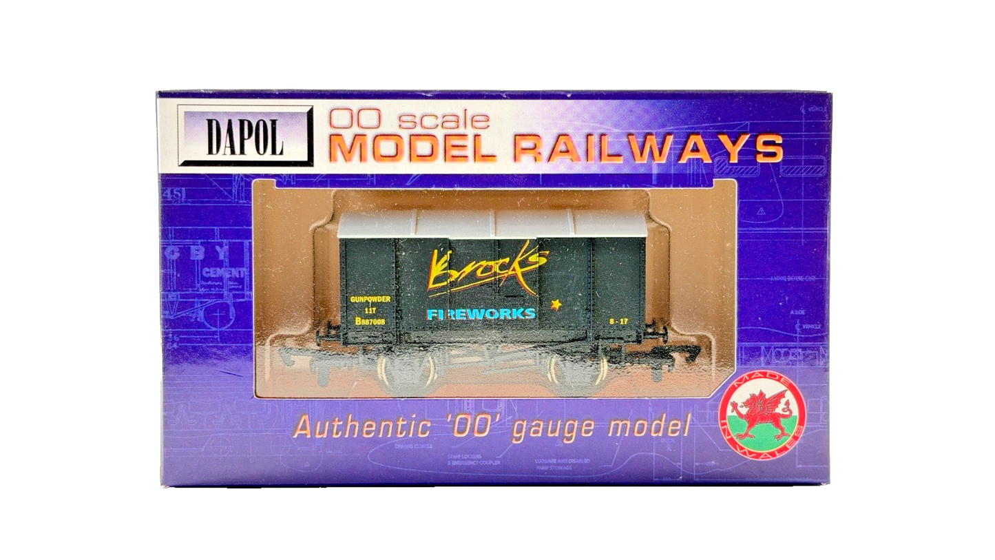 DAPOL 00 GAUGE - BROCKS FIREWORKS GUNPOWDER VAN WRENN CLUB (LIMITED EDITION)