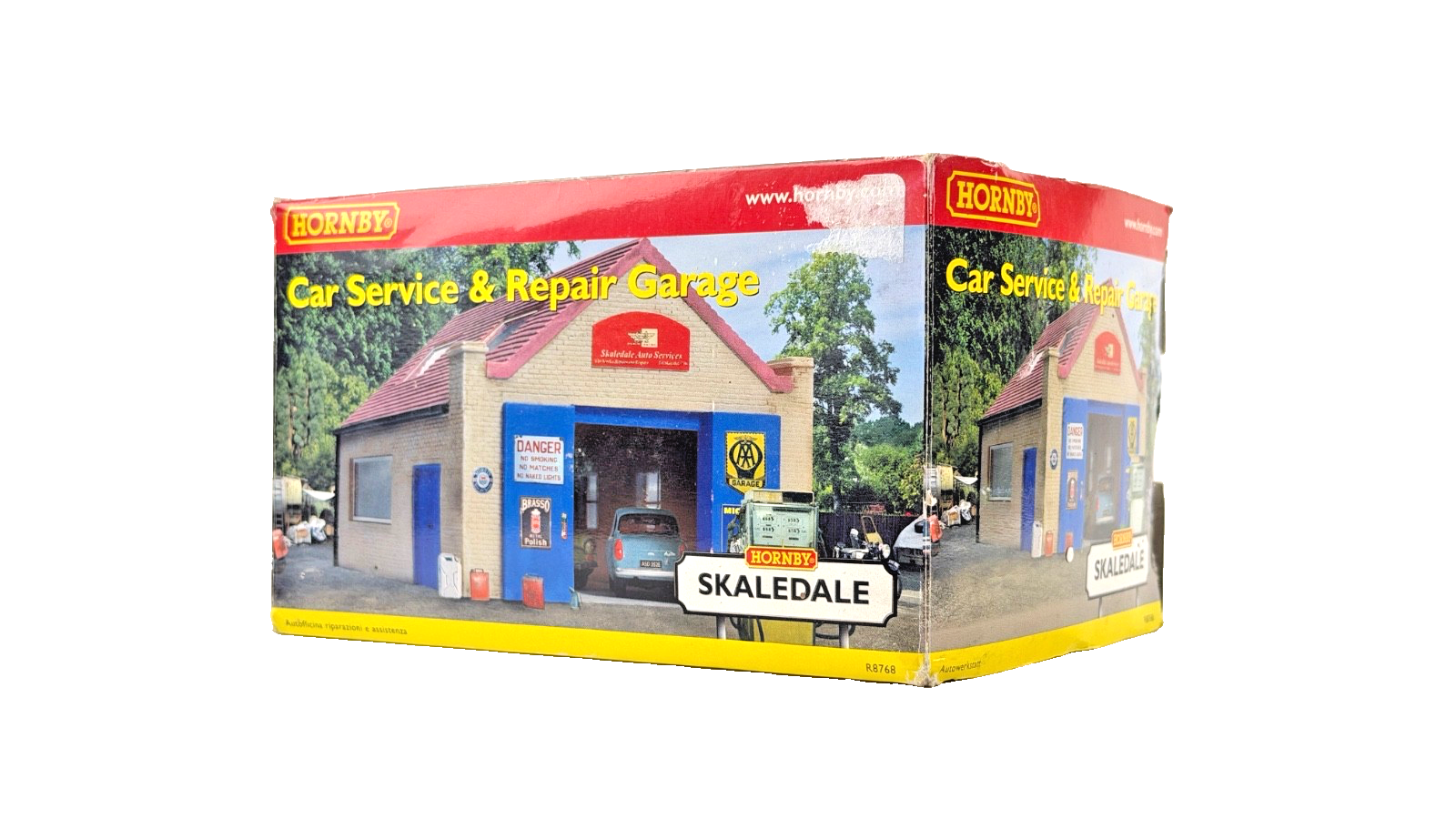HORNBY 00 GAUGE SKALEDALE - R8768 - CAR SERVICE & REPAIR GARAGE - BOXED