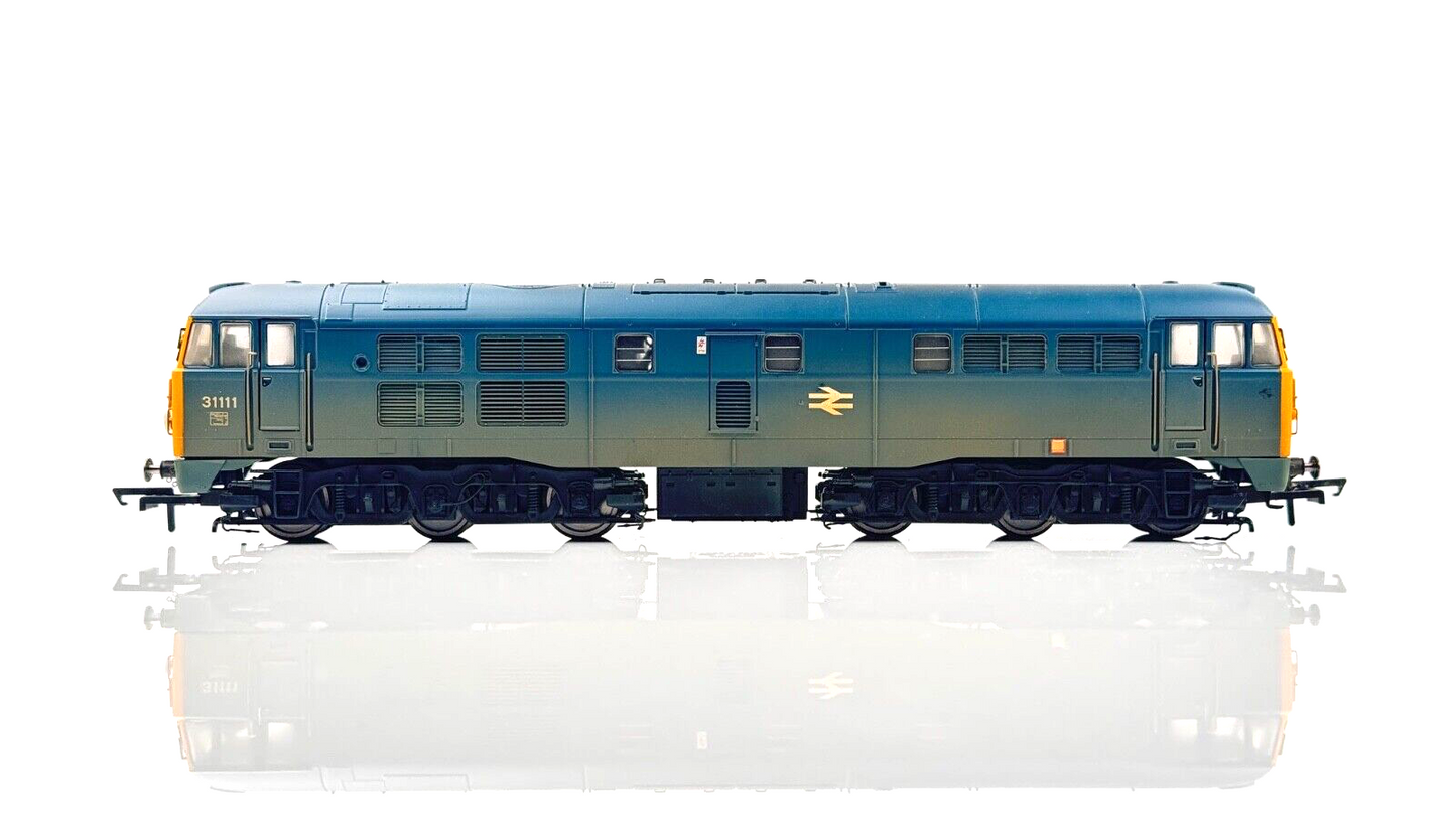 HORNBY 00 GAUGE - R2571 - CLASS 31 BR BLUE 31111 AIA-AIA DIESEL WEATHERED BOXED