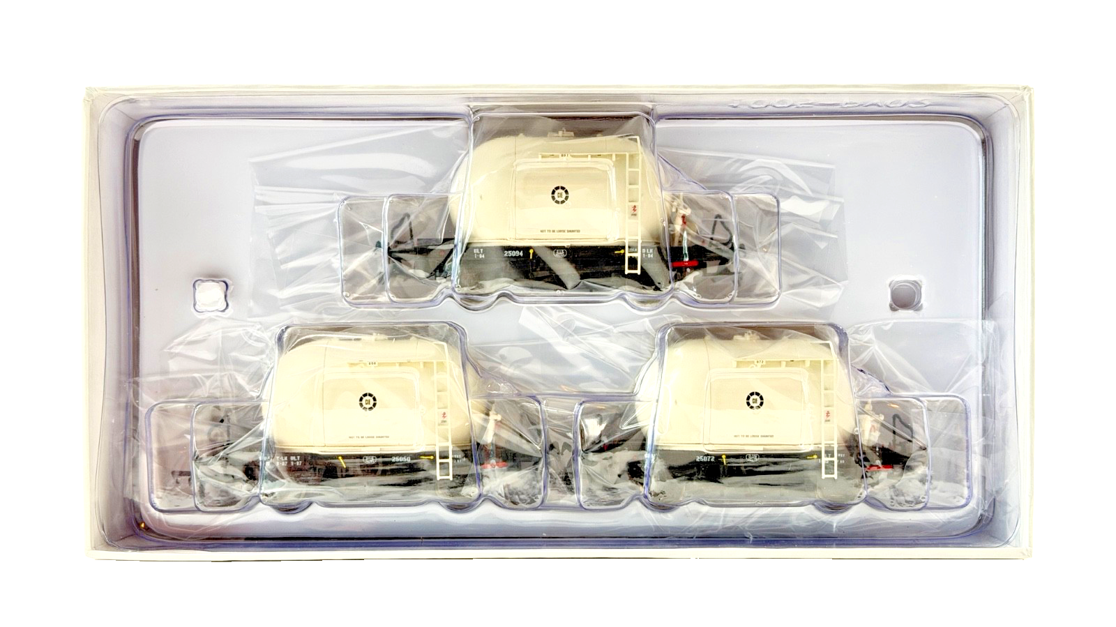 IRISH RAILWAY MODELS 00 GAUGE - IRM1012 - CIE/IRISH RAIL BULK CEMENT WAGON SET C