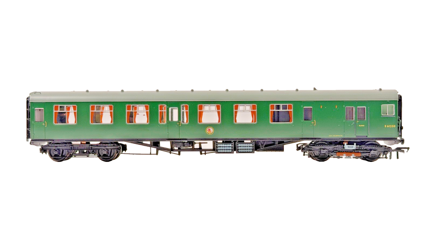 BACHMANN OO GAUGE - 31-425 - 4CEP EMU 7105 LATE SR SOUTHERN MULTIPLE UNIT GREEN