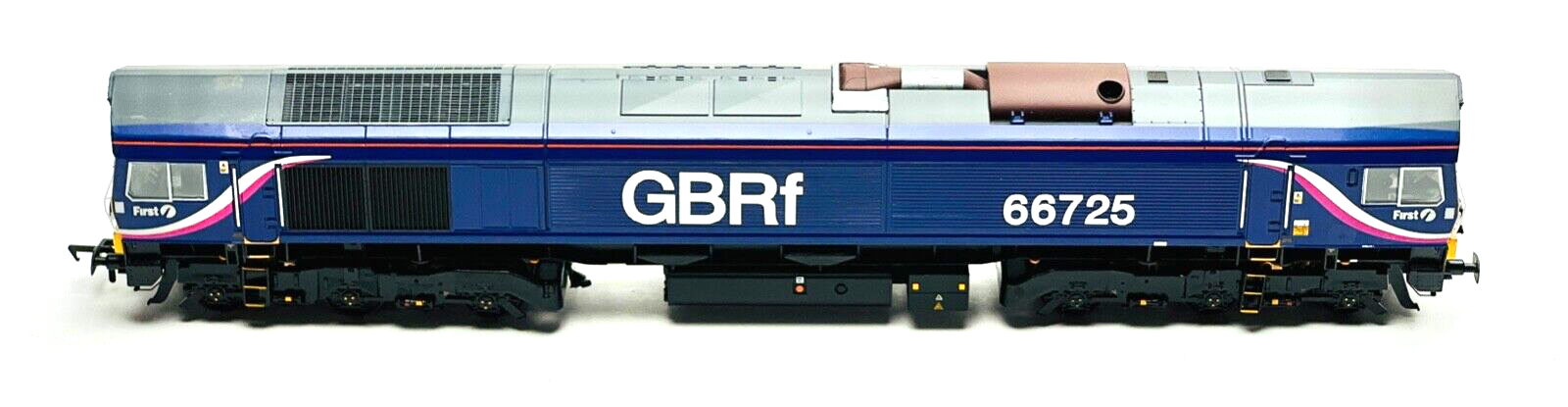 BACHMANN 00 GAUGE - 32-978 - CLASS 66/9 DIESEL 66725 GBRF FIRST SUNDERLAND AFC