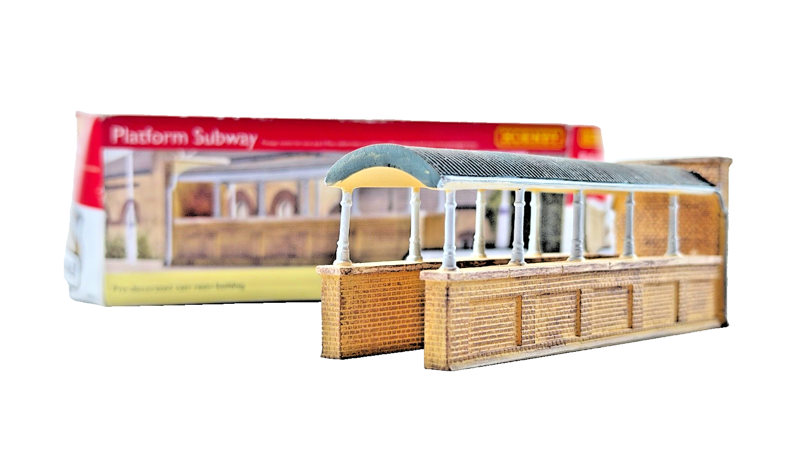 HORNBY 00 GAUGE SKALEDALE - R9823 - PLATFORM SUBWAY - BOXED