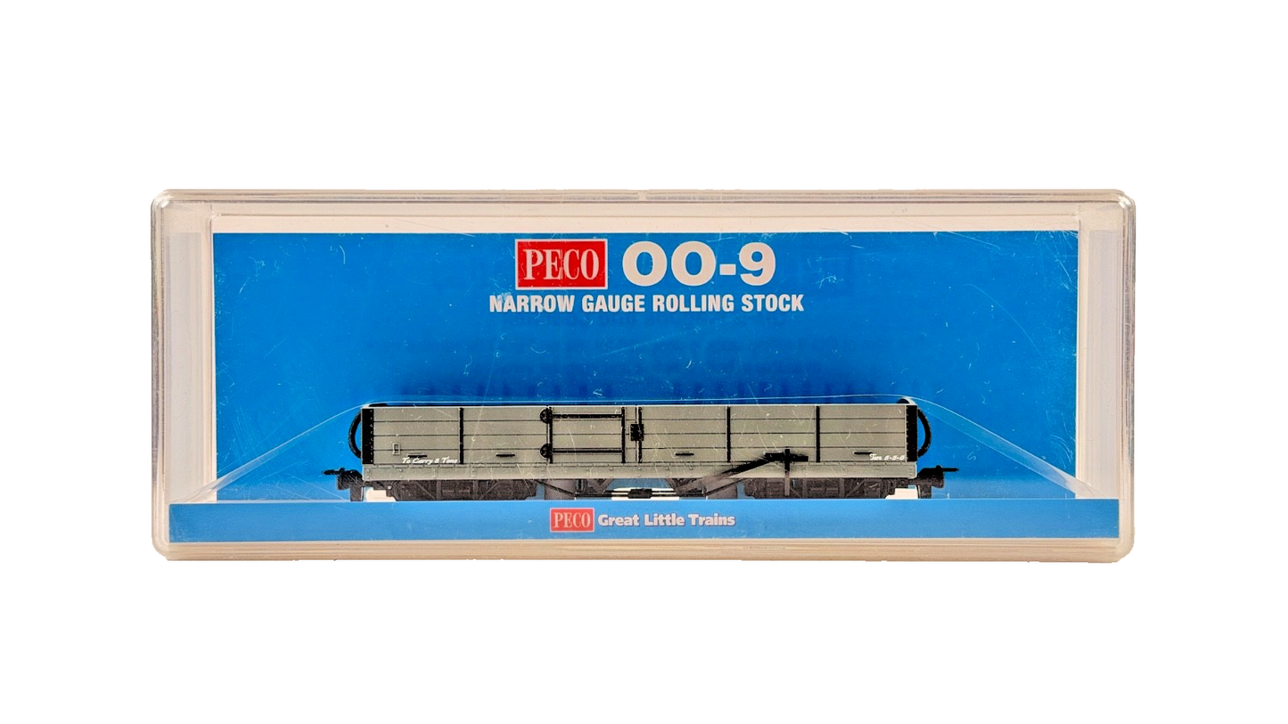 PECO OO9 SCALE - GR-230U - L&B LYNTON & BARNSTAPLE BOGIE OPEN WAGON GREY