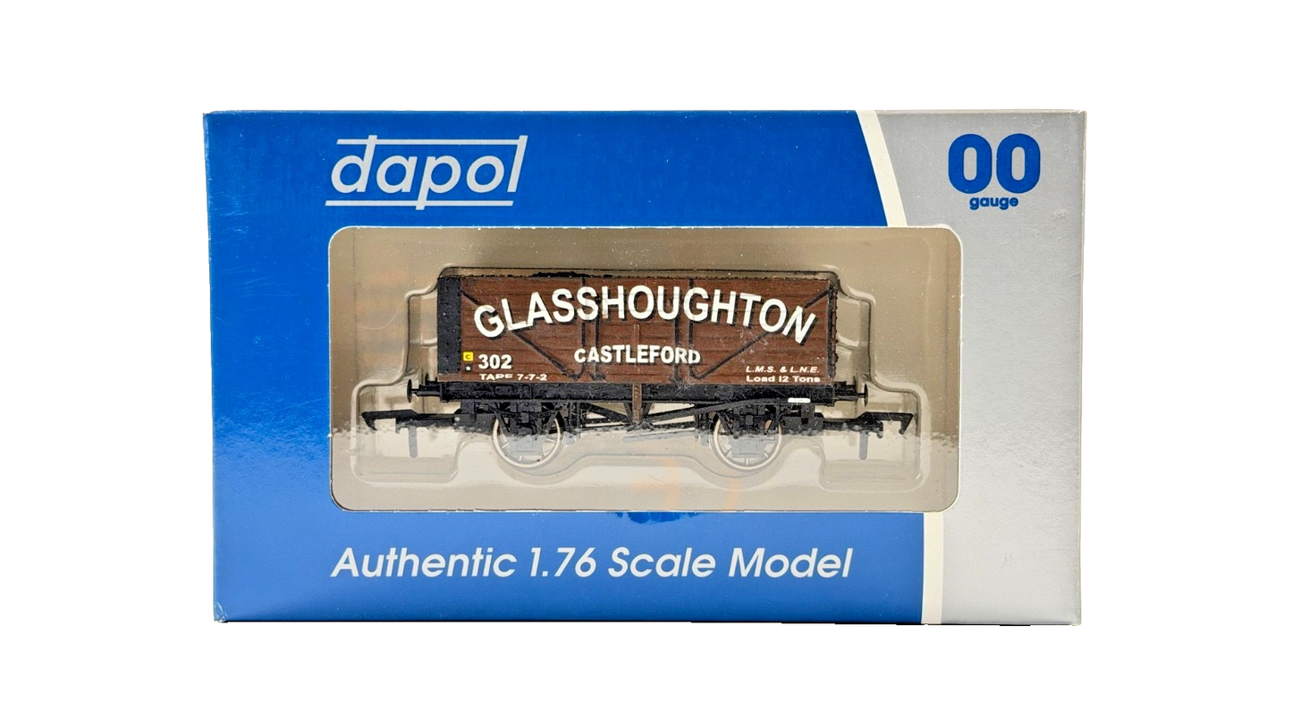 DAPOL 00 GAUGE - GLASSHOUGHTON COLLIERY CASTLEFORD WAGON 302 (LIMITED EDITION)