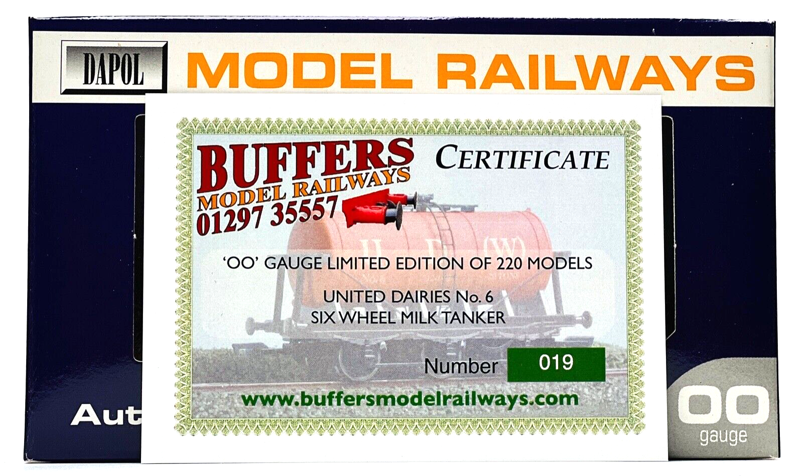 DAPOL 00 GAUGE - UD (W) UNITED DAIRIES SIX WHEEL MILK TANKER 6 (BUFFERS LTD ED)