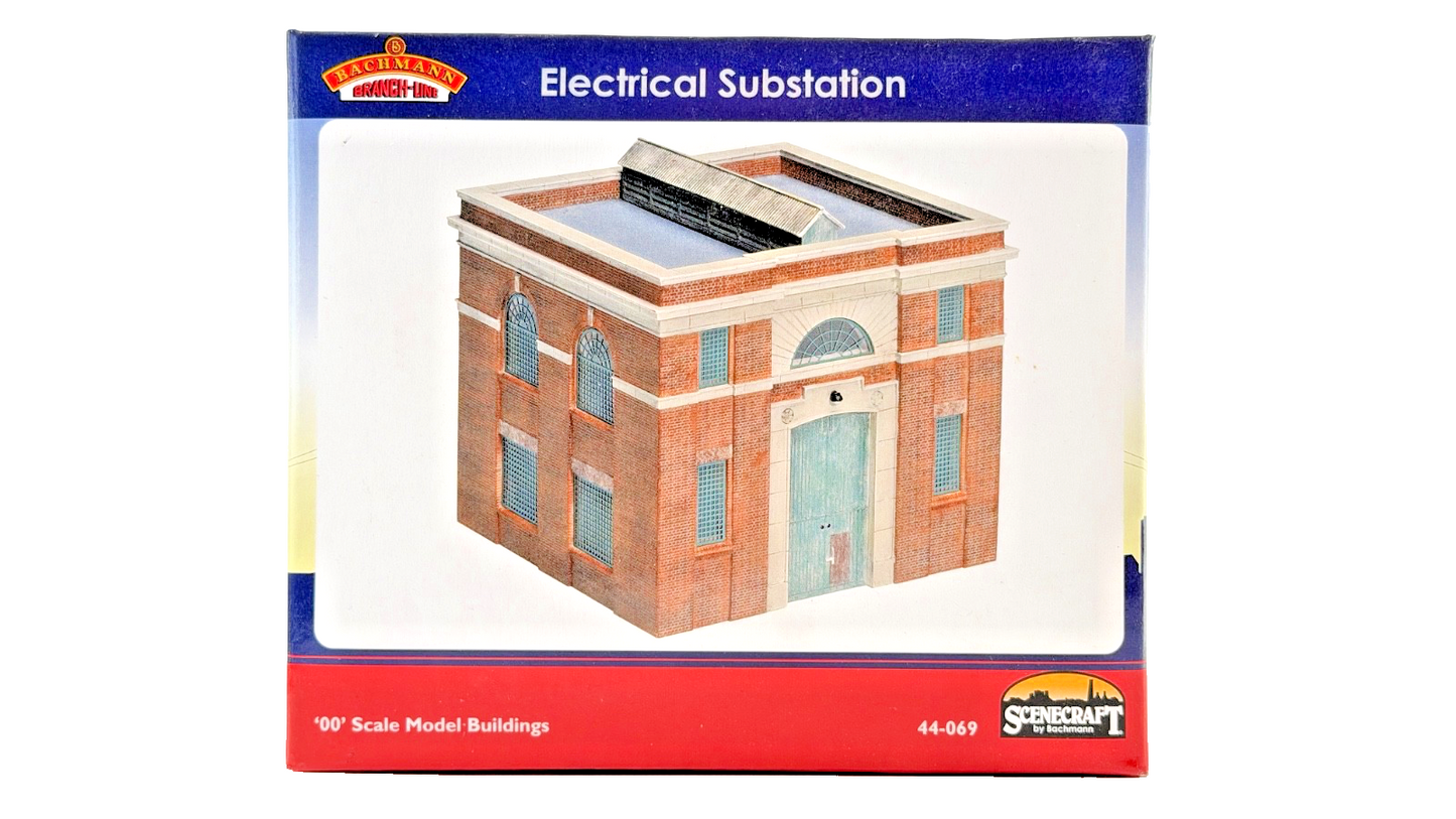 BACHMANN OO GAUGE SCENECRAFT - 44-069 - ELECTRICAL SUBSTATION - NEW