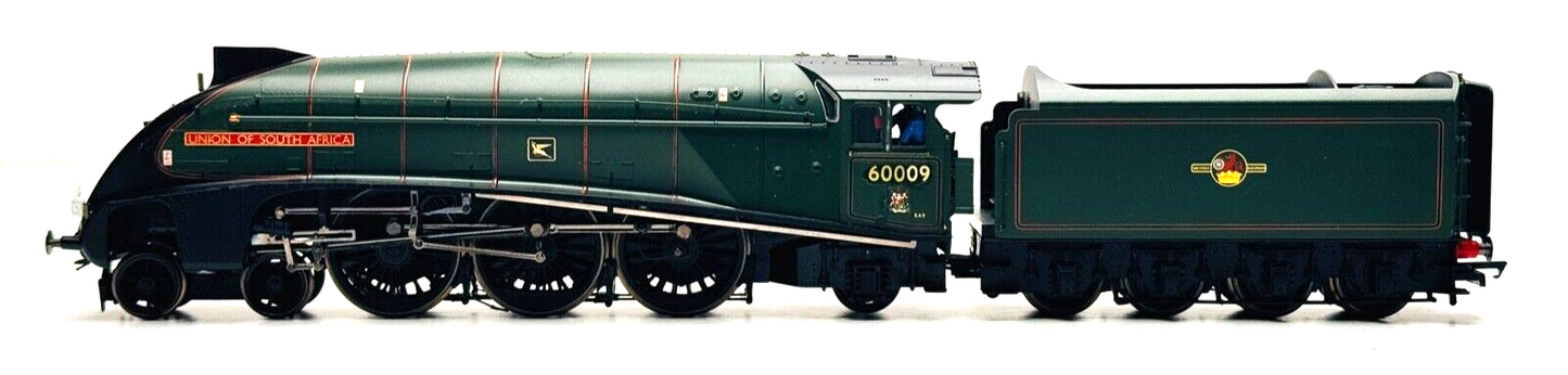 HORNBY 00 GAUGE - R2340 - BR CLASS A4 'UNION OF SOUTH AFRICA 60009 (RENAMED)