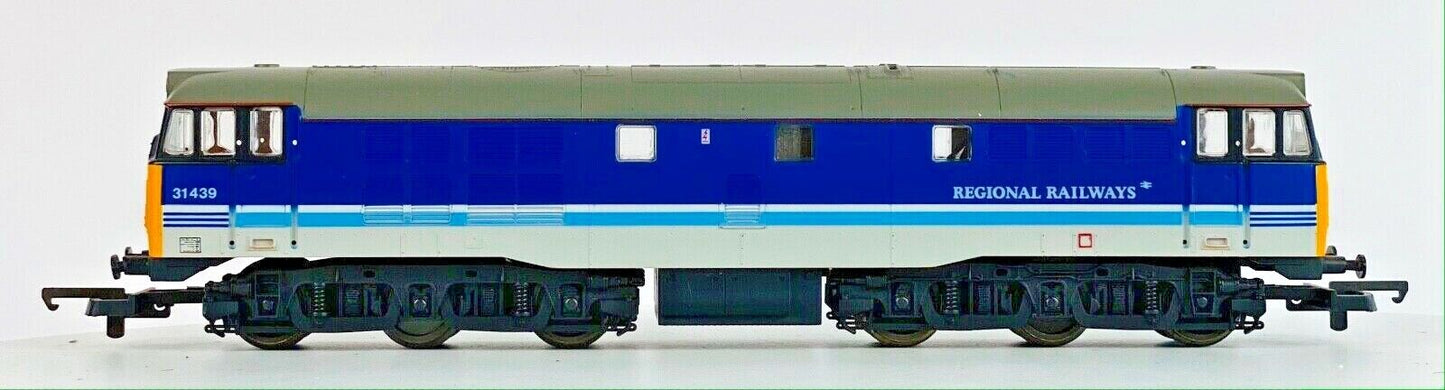 LIMA 00 GAUGE - L205069 - CLASS 31 DIESEL 31439 REGIONAL RAILWAYS LIMITED ED.