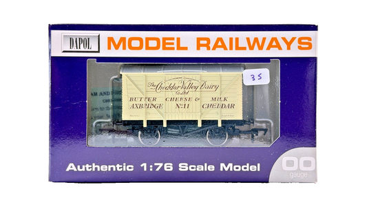 DAPOL 00 GAUGE - CHEDDAR VALLEY DAIRY CHEESE MILK AXBRIDGE 11 (LIMITED EDITION)