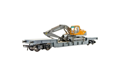 CUSTOM FINISHED OO GAUGE BOGIE WELL WAGON & VOLVO EXCAVATOR LOAD - UNBOXED